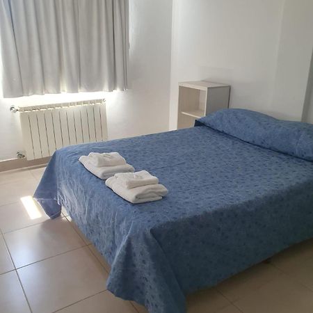 بويرتو مادرين Apart Hotel Marina المظهر الخارجي الصورة