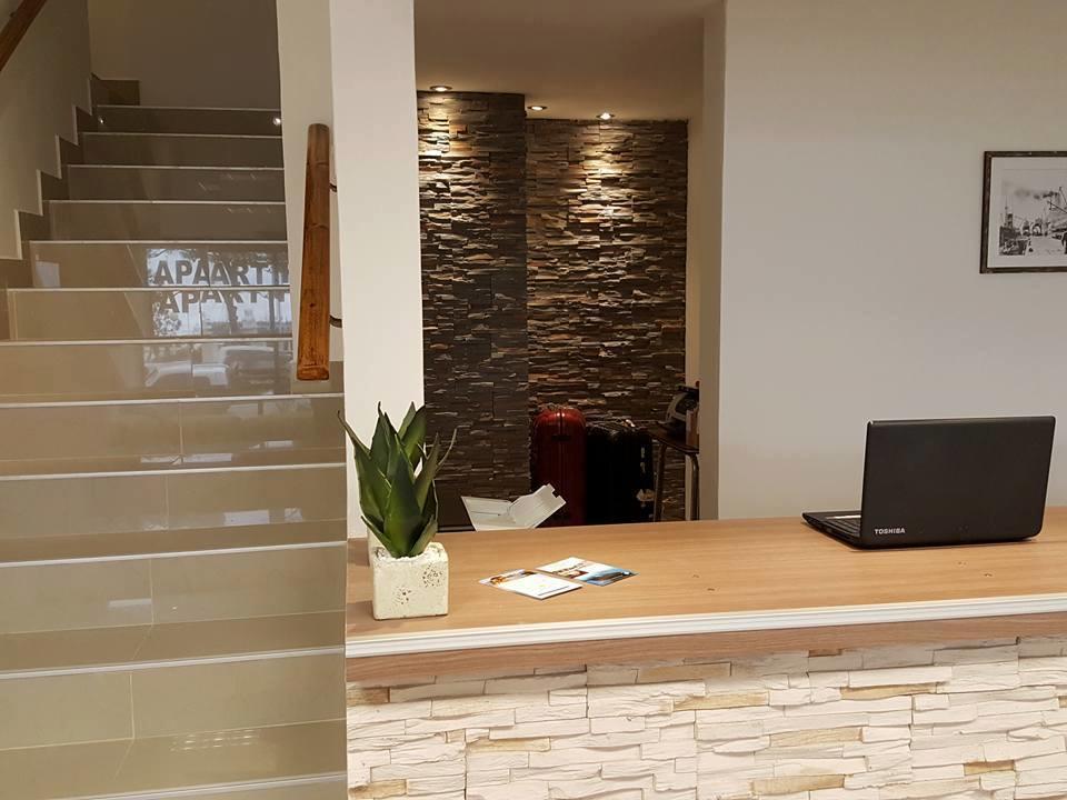 بويرتو مادرين Apart Hotel Marina المظهر الخارجي الصورة