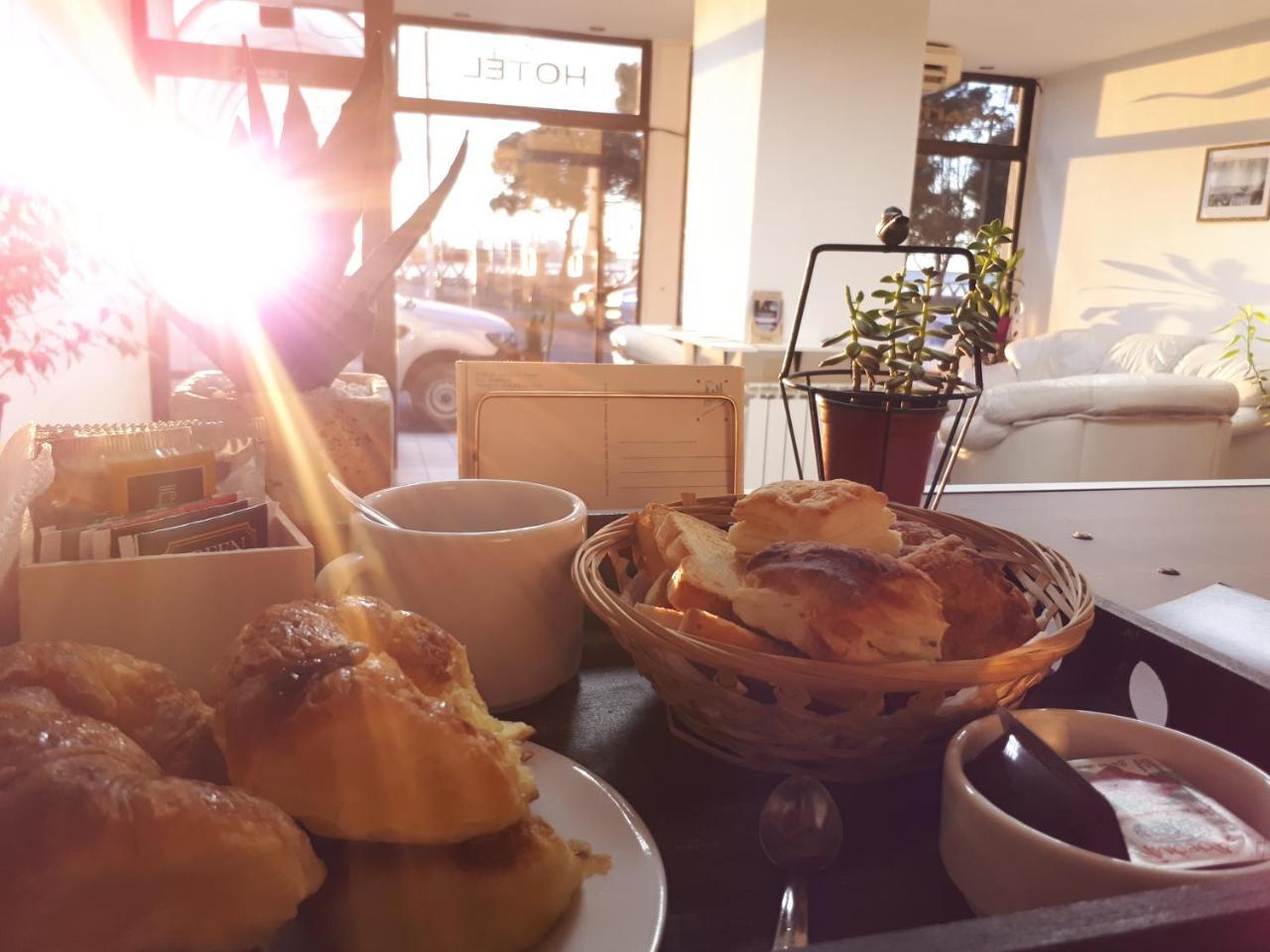بويرتو مادرين Apart Hotel Marina المظهر الخارجي الصورة